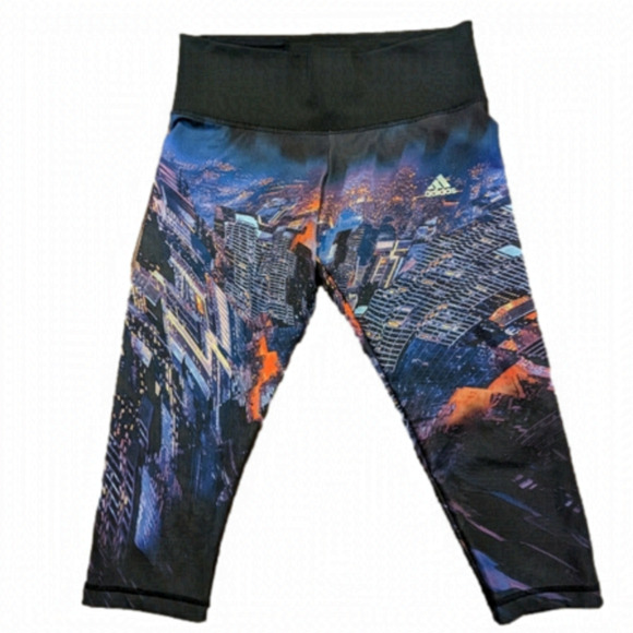Adidas athletic techfit crop pants woman's Sz S cityscape - Picture 1 of 8